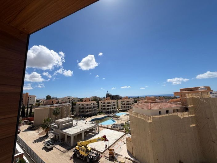 Image No.9-2 Bed Apartment for sale