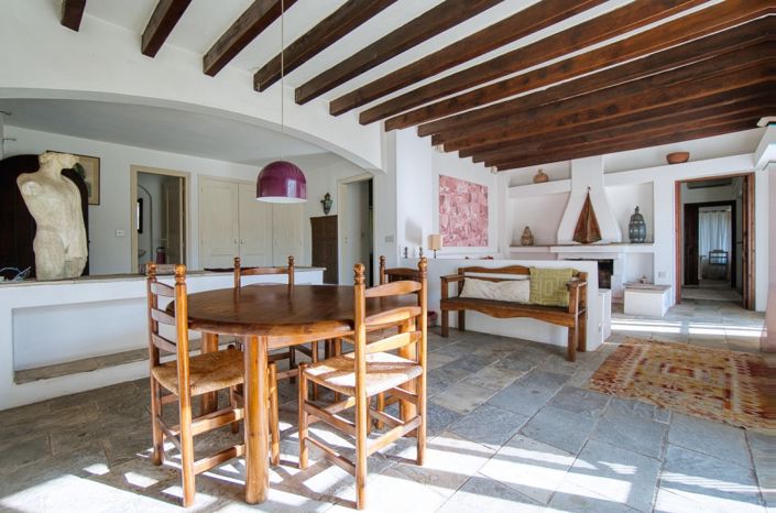 Image No.17-4 Bed Bungalow for sale