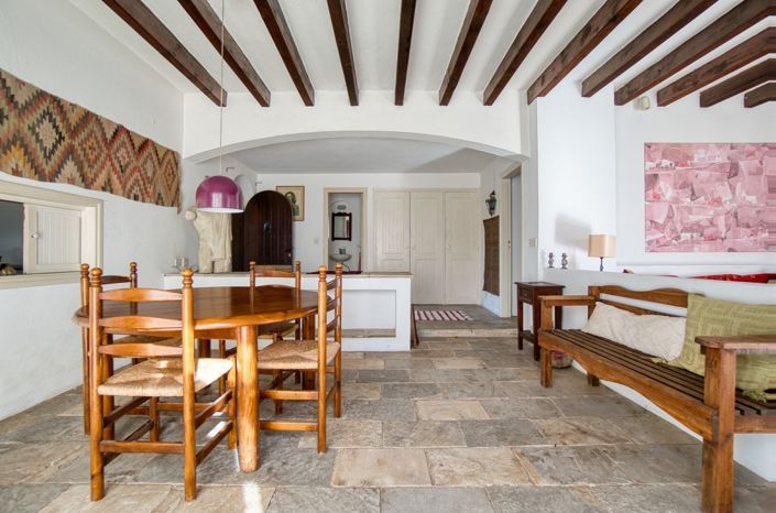 Image No.20-4 Bed Bungalow for sale