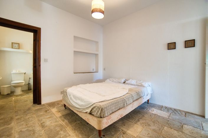 Image No.27-4 Bed Bungalow for sale