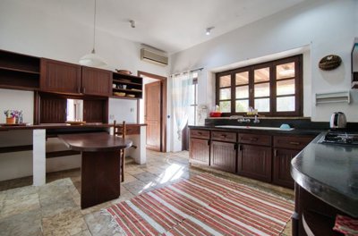 Bungalow For Sale  in  Mesogi