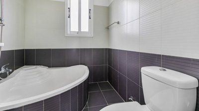 Detached Villa For Sale  in  Mandria