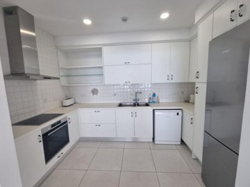 Semi Detached Villa For Rent  in  Chlorakas