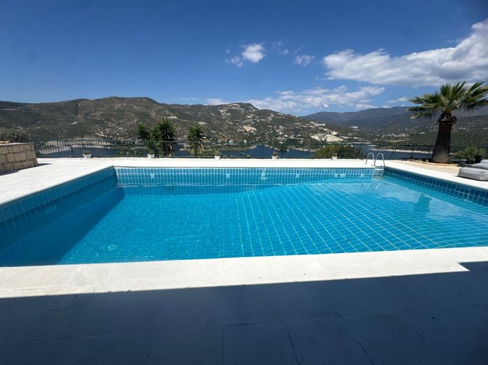 Image No.9-5 Bed Villa for sale