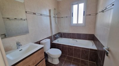 Penthouse For Sale  in  Yeroskipou