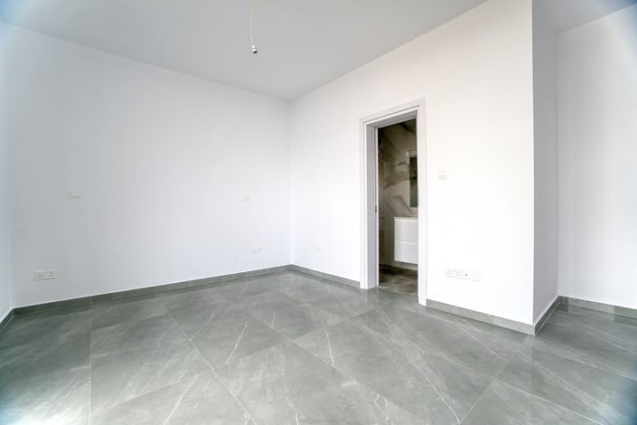 Image No.19-3 Bed Villa for sale