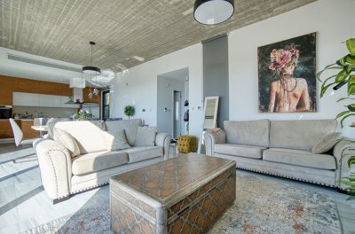 Detached Villa For Sale  in  Peyia - Sea Caves