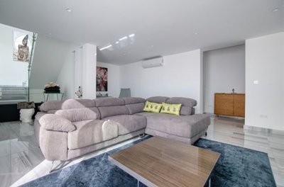 Detached Villa For Sale  in  Peyia - Sea Caves