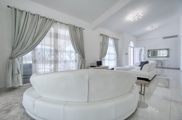 Image No.28-4 Bed Bungalow for sale