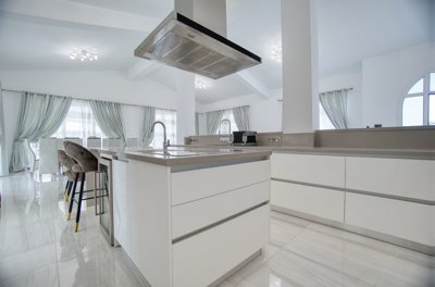 Bungalow For Sale  in  Peyia - Sea Caves