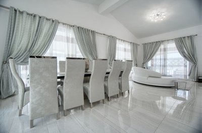 Bungalow For Sale  in  Peyia - Sea Caves