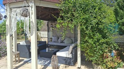 Bungalow For Sale  in  Tsada