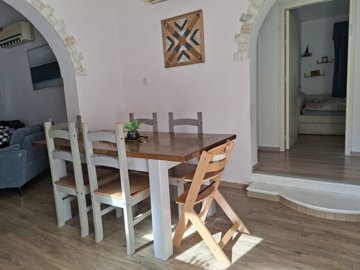 Bungalow For Sale  in  Tsada