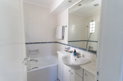 Town House / Maisonette For Sale  in  Tsada