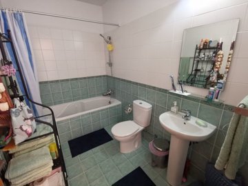 Apartment For Sale  in  Empa