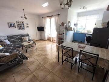 Apartment For Sale  in  Empa