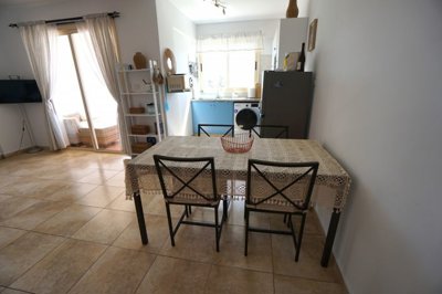 Apartment For Sale  in  Empa