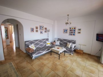 Apartment For Sale  in  Empa