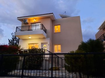 Detached Villa For Sale  in  Peyia
