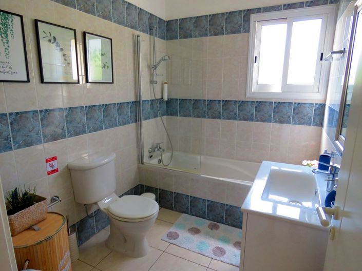 Image No.28-4 Bed Villa for sale