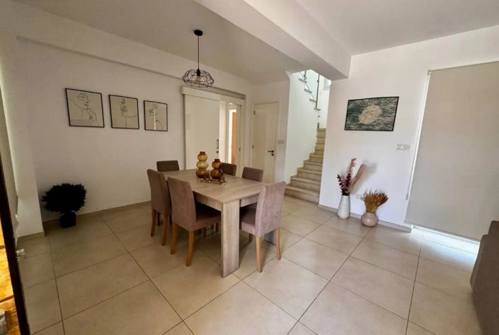 Image No.12-3 Bed Villa for sale