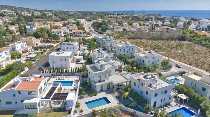 Image No.30-4 Bed Villa for sale