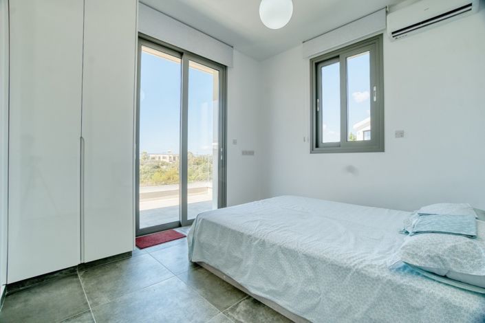 Image No.9-4 Bed Villa for sale