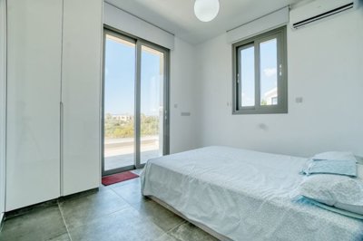 Detached Villa For Sale  in  Peyia - Sea Caves