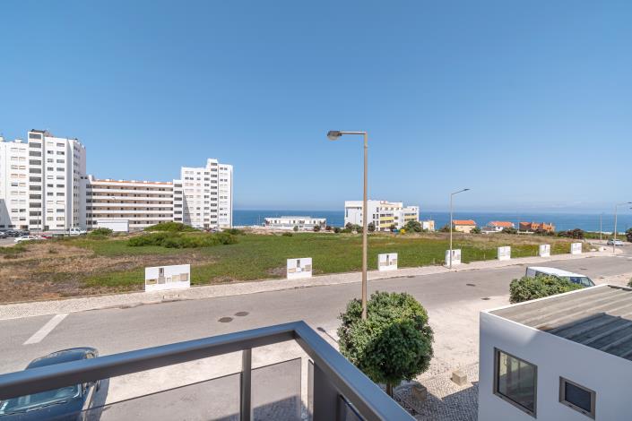 Image No.8-3 Bed Apartment for sale