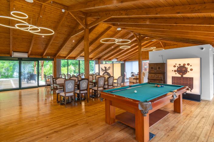 Image No.11-15 Bed Hotel for sale