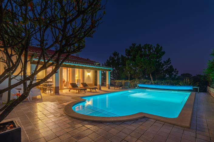 Image No.42-4 Bed Villa / Detached for sale