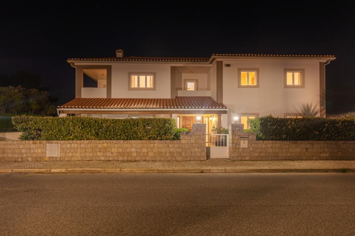 Image No.45-4 Bed Villa / Detached for sale