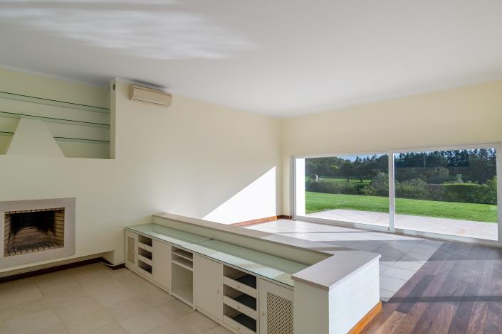 Image No.19-4 Bed House/Villa for sale