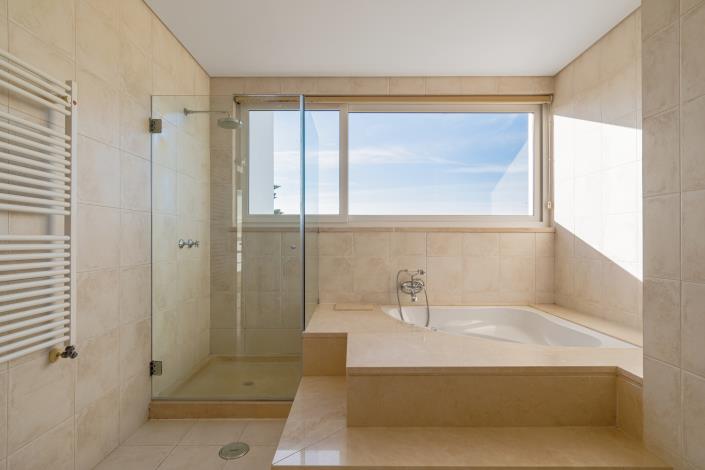 Image No.27-4 Bed House/Villa for sale