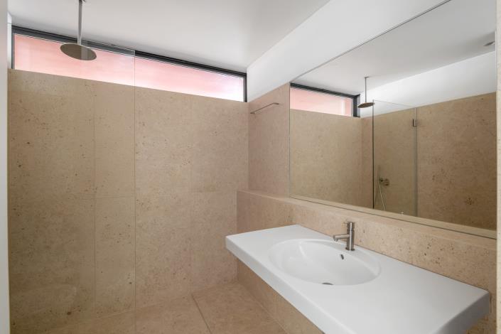 Image No.18-4 Bed House/Villa for sale