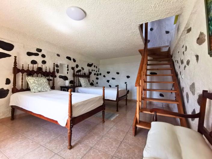 Image No.13-1 Bed Cottage for sale