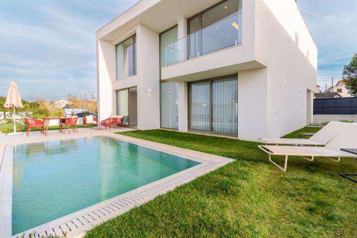 Image No.12-3 Bed Villa / Detached for sale