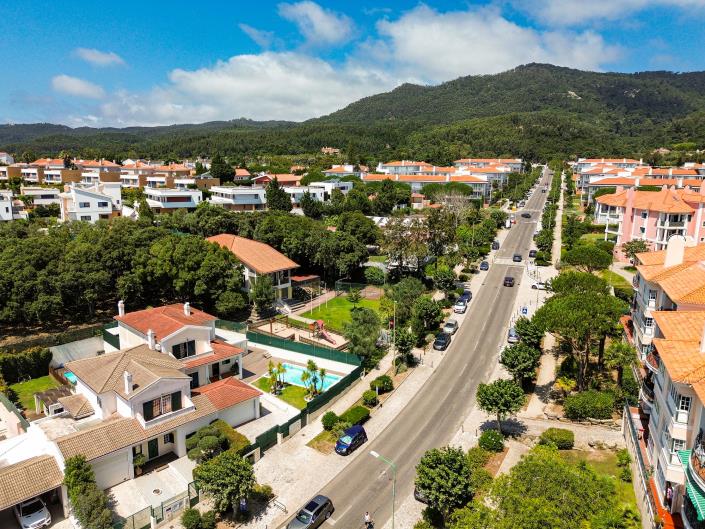 Image No.29-4 Bed House for sale