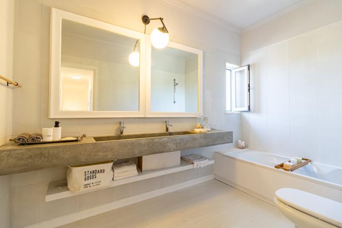 Image No.13-4 Bed House for sale