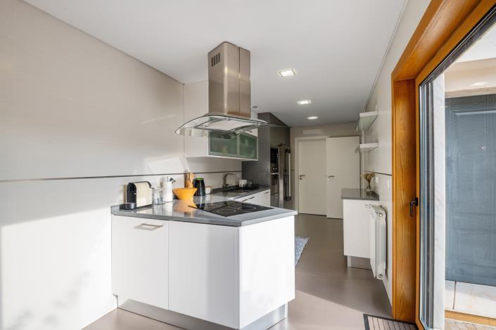 Image No.10-4 Bed Villa / Detached for sale