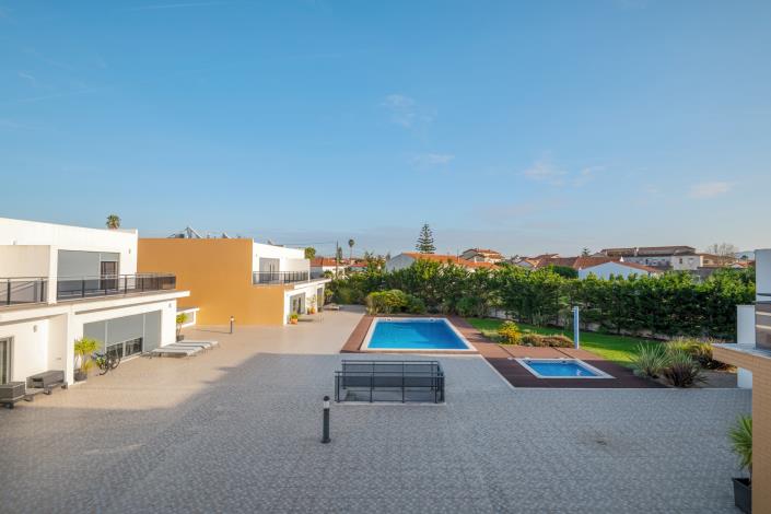 Image No.23-4 Bed Villa / Detached for sale