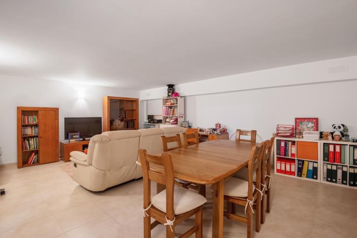 Image No.26-4 Bed Villa / Detached for sale