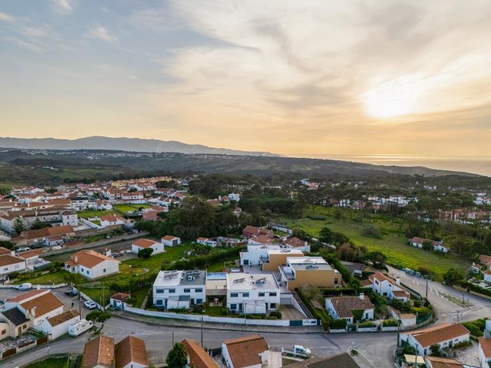 Image No.32-4 Bed Villa / Detached for sale