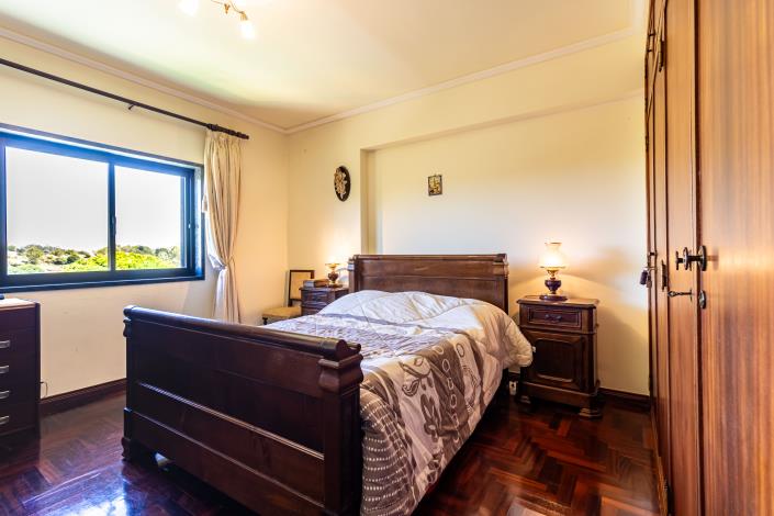 Image No.24-5 Bed Country House for sale