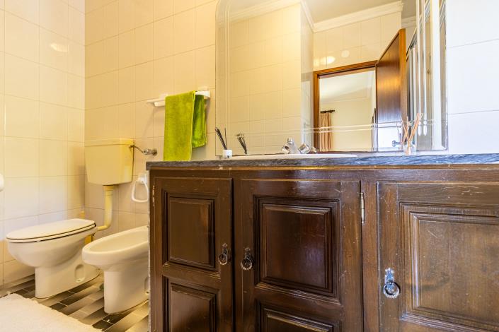 Image No.27-5 Bed Country House for sale