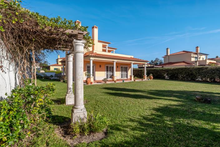 Image No.5-Villa / Détaché de 3 chambres à vendre à Obidos