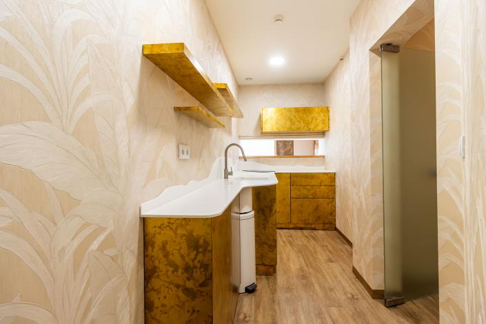 Image No.9-Commercial for sale