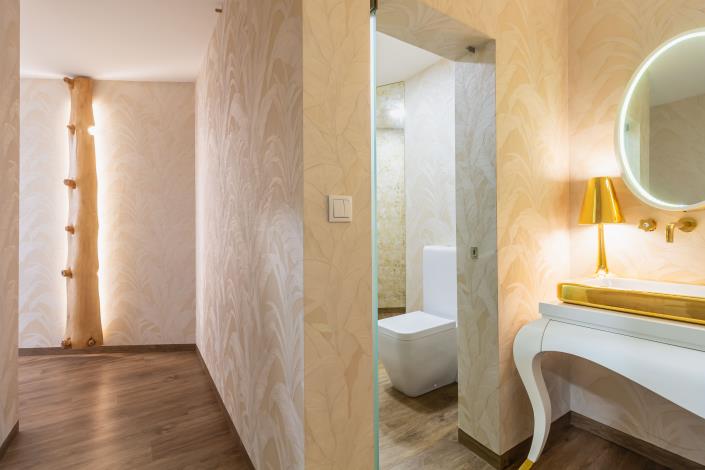 Image No.10-Commercial for sale