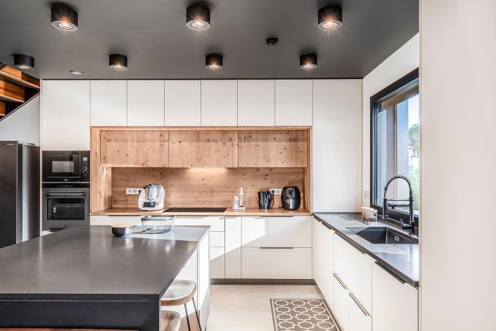 Image No.9-3 Bed Villa for sale