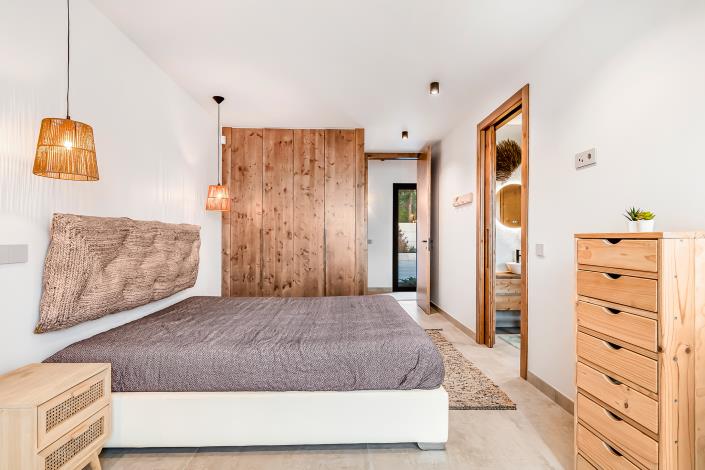 Image No.19-3 Bed Villa for sale